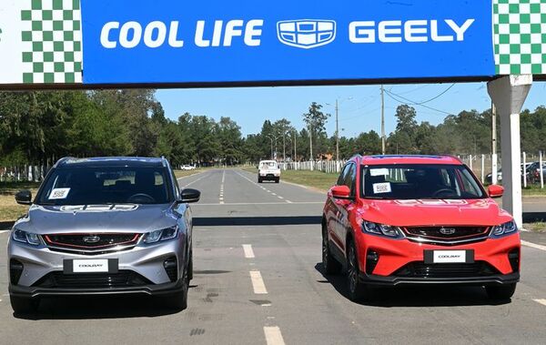 Coolray de Geely presentó el “Cool Life” - Empresariales - ABC Color