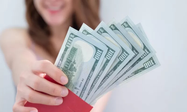 La mujer que recibió por error más de US$7 millones y compró una mansión - OviedoPress