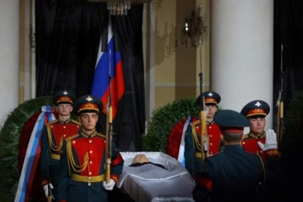 Rusia despide a Gorbachov sin pompa y sin Putin - .::Agencia IP::.