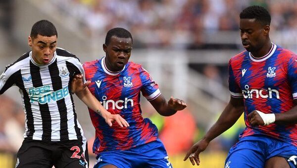 Con Almirón en campo, Newcastle igualó con el Crystal Palace en la Premier