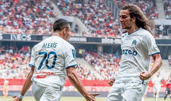 El Marsella gana con gol de Alexis Sánchez y se mantiene como líder de la Liga 1