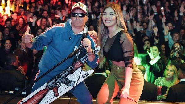 Crónica / [VIDEO] Nadia Portillo y Pablito Lescano hicieron "ATR wipi wipi"