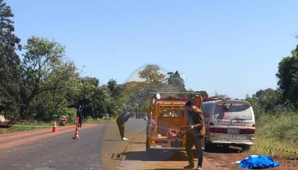 Crónica / Brutal accidente se cobra la vida de un motoca que de frenteite chocó por ambulancia
