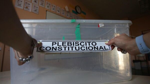 Chile se prepara para plebiscito constitucional que podría cambiar su modelo de sociedad