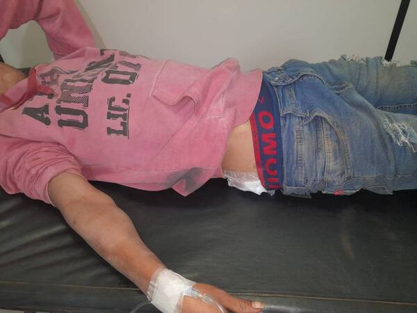 Crónica / ¡Ya estamos todos locos! Le dio la vida y casi se la saca de un disparo con un rifle