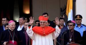 La Nación / Lleno de júbilo, el pueblo salió a las calles para recibir al primer cardenal paraguayo