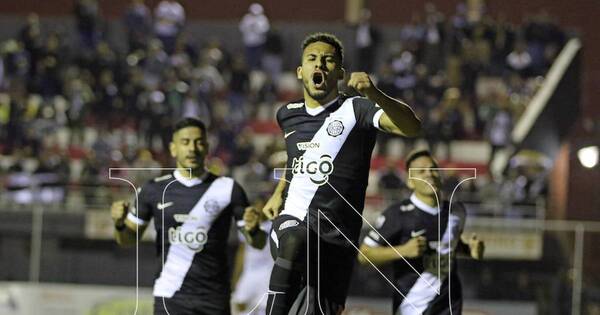 La Nación / 12-Olimpia, fiesta con estadio repleto