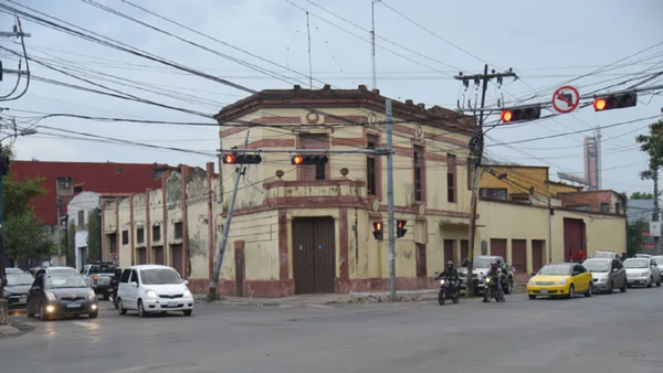 Inician demolición de ex Molino San Luis, pese a valor patrimonial