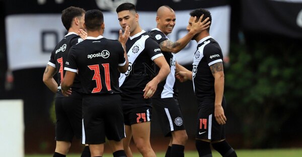 Practicidad pura: Olimpia necesitó solo 9 pases y solo 45 segundos para festejar