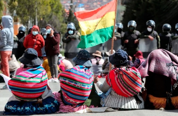 Diario HOY | Cocaleros de Bolivia marchan contra nuevo mercado de la planta