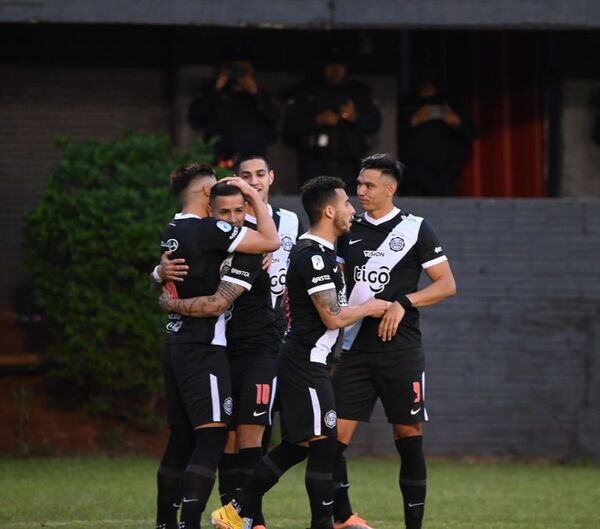 12 de Octubre vs. Olimpia: El Decano recupera la punta ante su gente del Este  - Olimpia - ABC Color