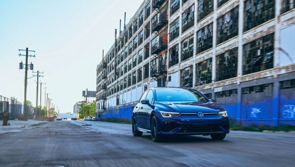 ¡Feliz cumpleaños! Volkswagen Golf R 2023 llega con mayor seguridad (y producción limitada de 1.800 unidades)