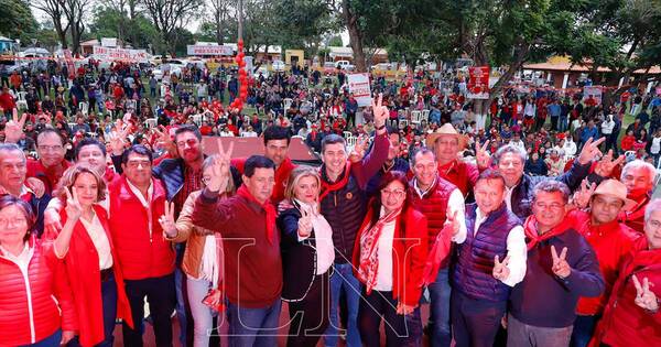 La Nación / Santiago Peña genera esperanza de mejoras en el campo, afirman