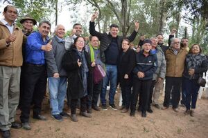 Unidad no es contra colorados, sino para vencer la mafia, afirma Efraín Alegre - Nacionales - ABC Color