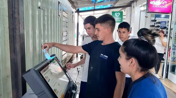 Electores de 18 a 39 años tienen el poder de renovar y cambiar al país - Política - ABC Color