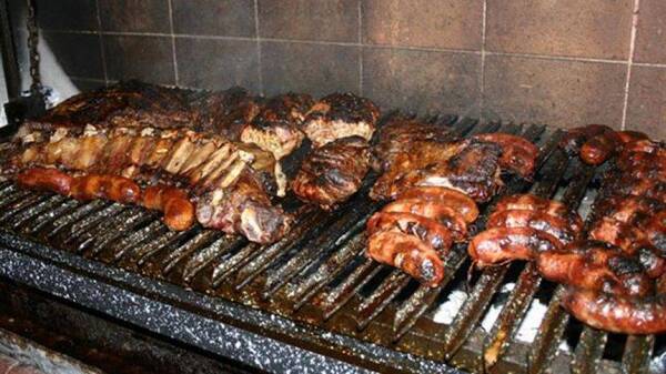 Crónica / La última cena: se atragantó con un pedazo de carne y murió asfixiado