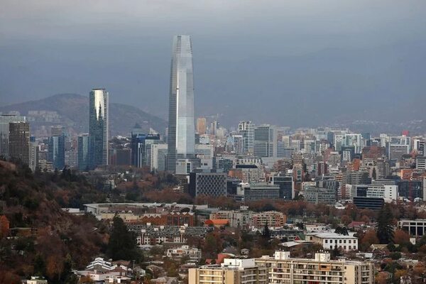 La bolsa de Santiago de Chile abrió con una fuerte alza y baja el dólar tras el rechazo a la nueva Constitución - .::Agencia IP::.