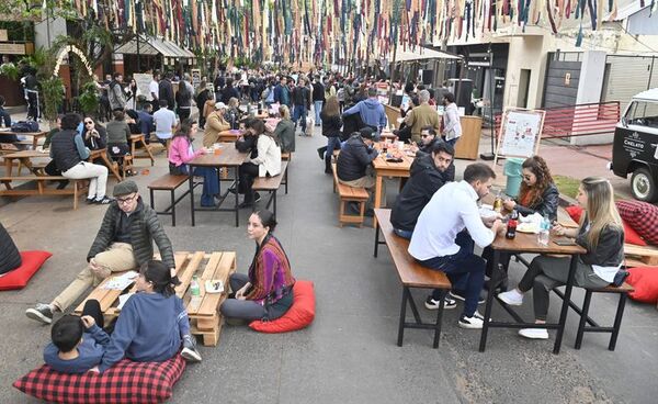Fiesta en el barrio con Patronal Beer Garden - Social Brand - ABC Color