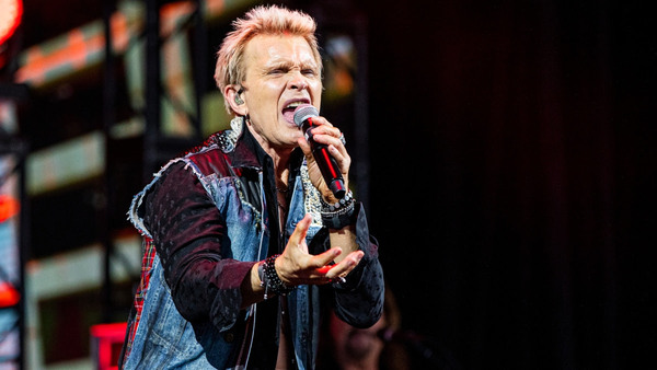 Billy Idol pondrá su rock and roll en el Jockey Club - Te Cuento Paraguay