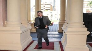 Confirman imputación de Arnaldo Giuzzio | Noticias Paraguay