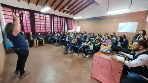 Enseñan a alumnos a cuidar el ambiente y a respetar reglas de tránsito