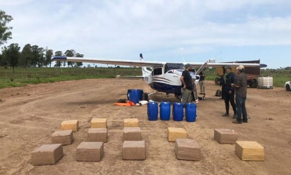 Misiones: Cae narcoavioneta se encontró cerca de 400 kilos de cocaína - OviedoPress