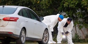 La policia canadiense busca a dos sospechosos de la masacre de Saskatchewan