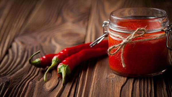 Prepará tu propia salsa picante en casa