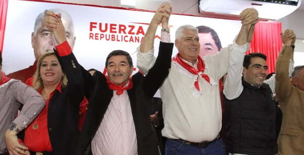 Durante un acto multitudinario, Carlos Núñez, realizó su lanzamiento al senado por Fuerza Republicana - Noticiero Paraguay