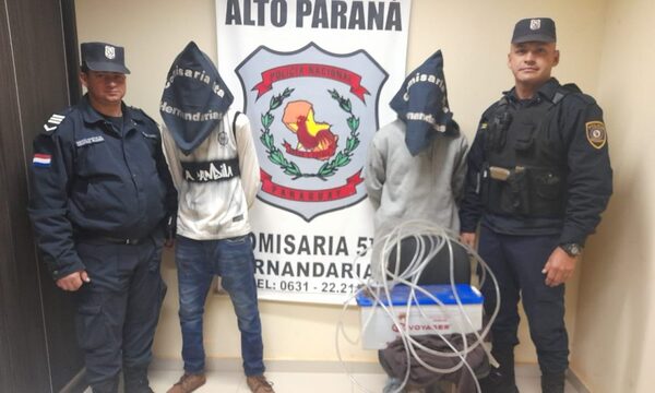 Detienen a par de sujetos por hurto de una batería de camión