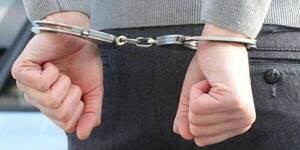Crónica / Detienen a un hombre tras asesinato a puñaladas de un joven