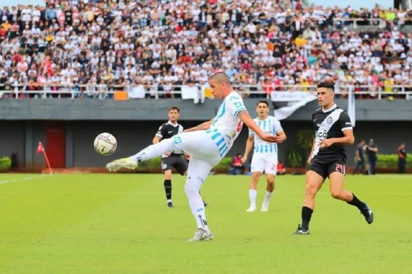 El polémico penal que Juan Gabriel Benítez le dio a Olimpia