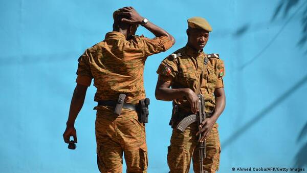 Explosión de bomba en Burkina Faso deja al menos 35 muertos