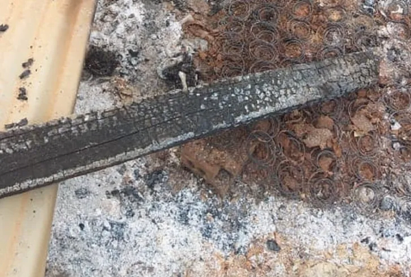 Hallan calcinado a un hombre en su vivienda en Minga Guazú - Noticiero Paraguay