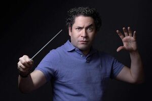 Gustavo Dudamel: “Yo no me considero una superestrella” - Música - ABC Color