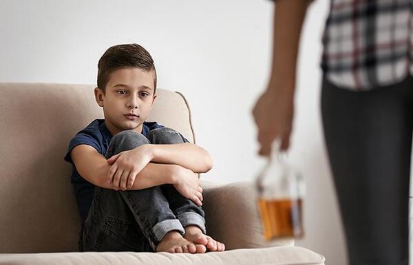 Diario HOY | Advierten las terribles consecuencias de la ingesta de alcohol en niños