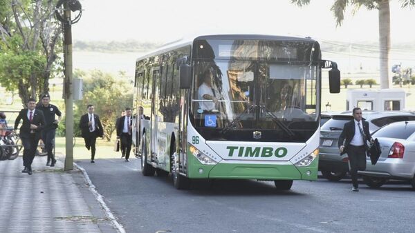 Senado rechaza veto a ley de incentivo al transporte eléctrico