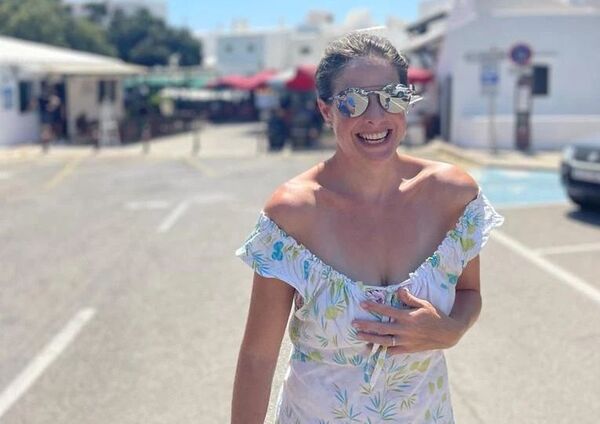 ¡Lory Anderson llegó a las cuatro décadas! - Gente - ABC Color