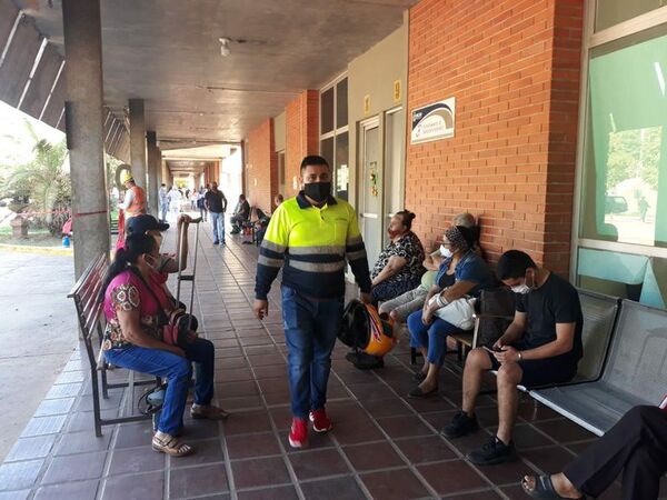 Incan: pacientes con cáncer gastan millones los sábados y domingos - Nacionales - ABC Color