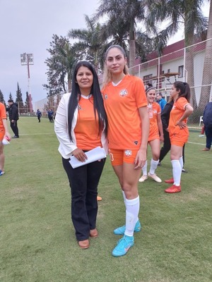 Jugadora de San Alberto es elegida para la Albirroja femenina absoluta - La Clave