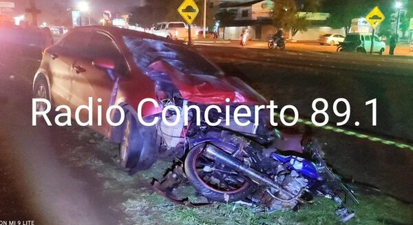 Una mujer muere y un herido grave en violento accidente de tránsito
