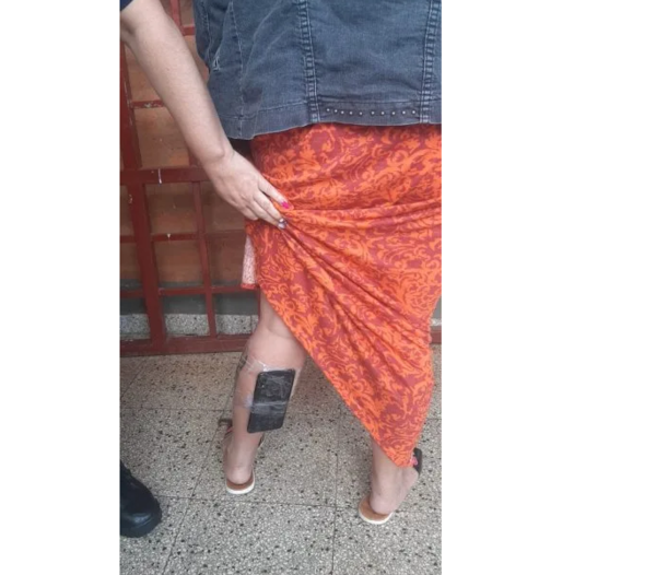 Doñita quiso entrar a la cárcel con un lelu pegado a su pierna