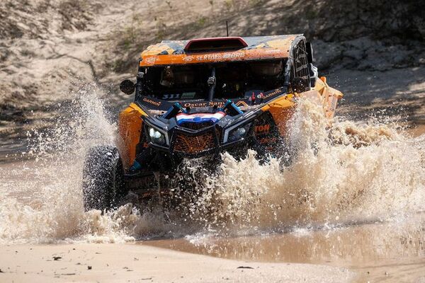 Óscar y Mirna, 6° en la nueva clasificación del Rally Dos Sertões - ABC Motor 360 - ABC Color