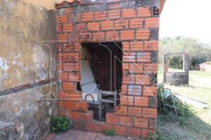 Diario HOY | Dos escuelas de Chaco’i están en pésimas condiciones y obras del Gobierno paradas