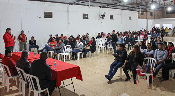 Tiki González intensifica campaña por el Alto Paraná | DIARIO PRIMERA PLANA