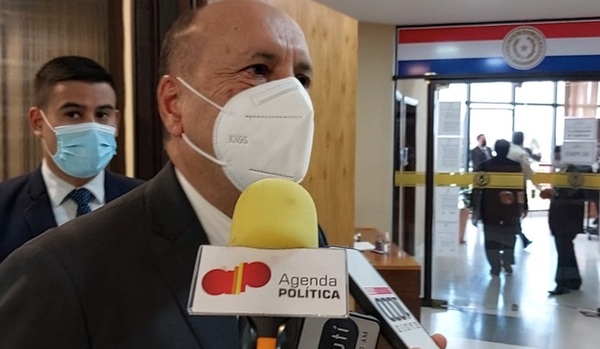 «Cachito» alega que ampliación era necesaria para servicio de limpieza y contrapartida para TV senado