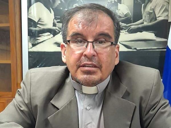 Sacerdote dice que no “pertenece, ni quiere pertenecer a la Iglesia católica romana” - Nacionales - ABC Color