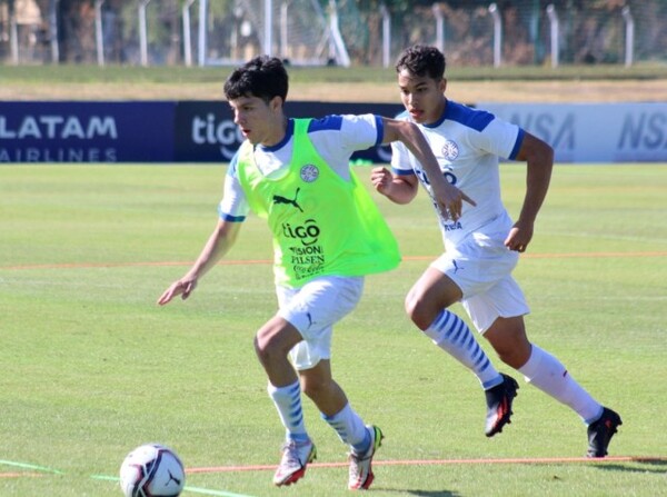 Cierre de microciclo de la Albirroja Sub 20 - APF