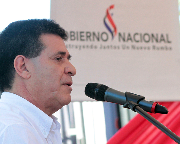 En un informe del Congreso de EE.UU. vinculan a Cartes con el crimen organizado - El Trueno