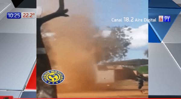 Torbellino alertó a pobladores de un barrio de Luque | Noticias Paraguay